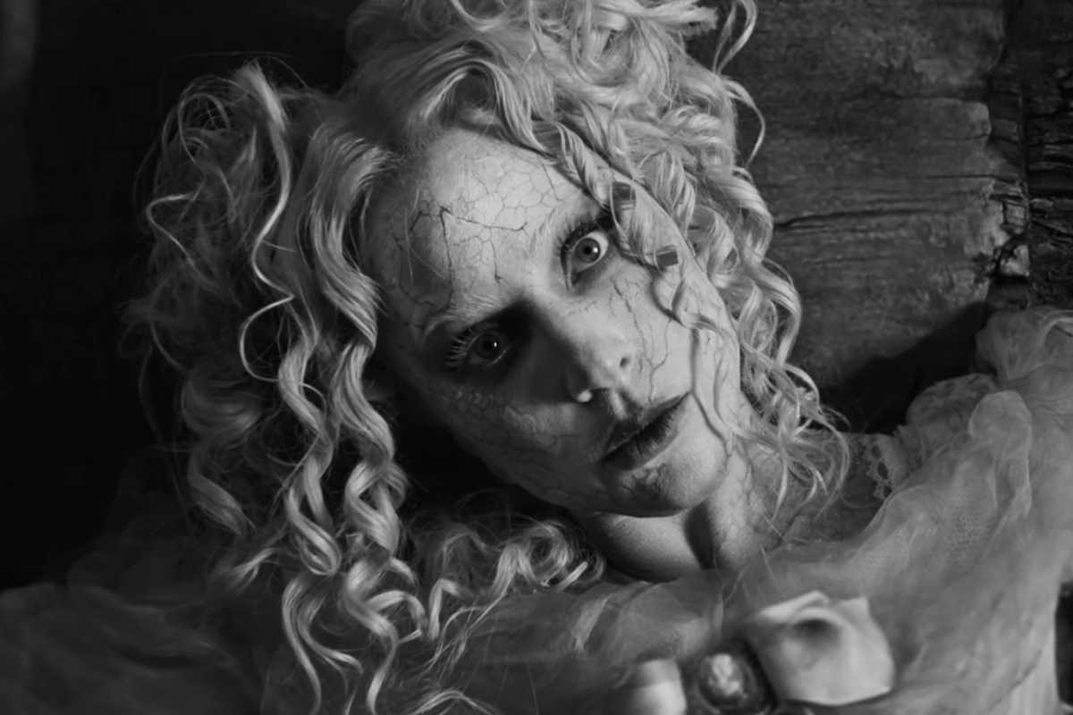 Lady Gaga presenta il nuovo singolo "Dead Dance": ecco perché è già un successo planetario