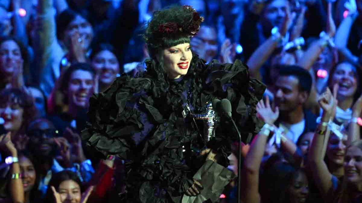 MTV VMAs 2025: Lady Gaga è l’Artista dell’anno, premiazione lampo e show stratosferico | VIDEO