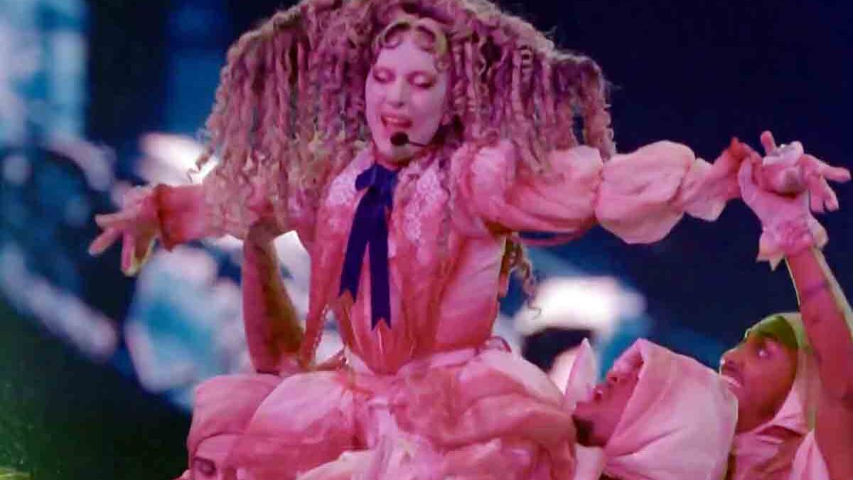 Lady Gaga, “The Dead Dance” entra nella Hot 100: primo poker di Top 40 dal 2013