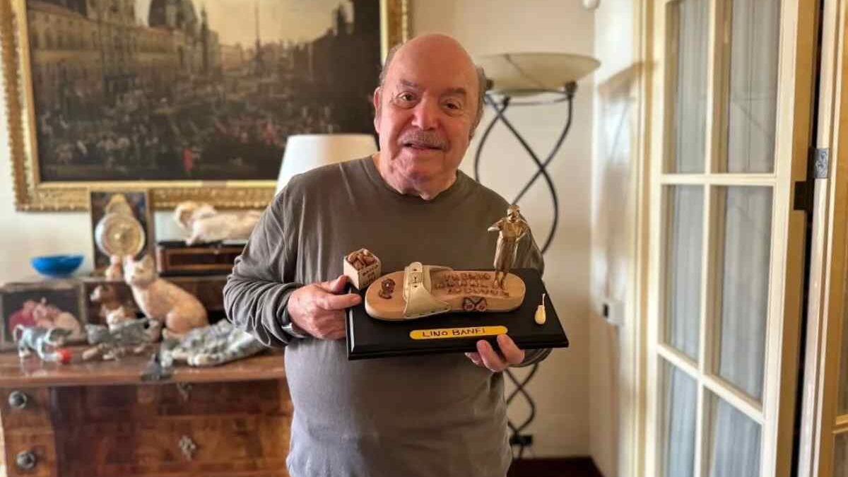 Lino Banfi: età, dove vive, il doloroso lutto, la figlia. Tutto sull’attore