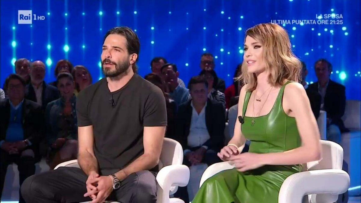 Marco Bocci e Laura Chiatti vivono in bellissima villa circondata dal verde: ecco dove si trova