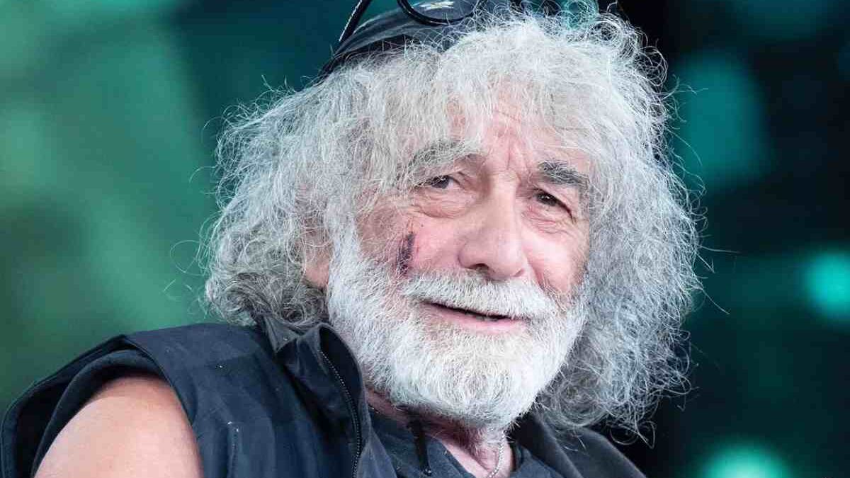 Mauro Corona: età, moglie e figlie, studi, dove vive, la malattia, stipendio, È sempre Cartabianca