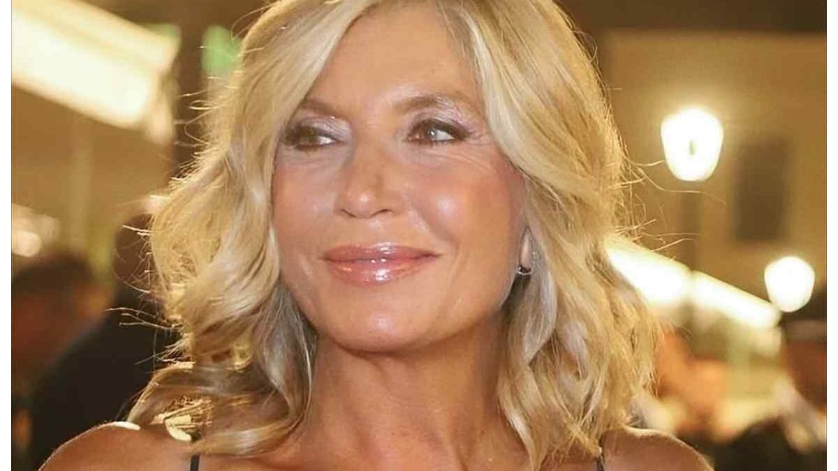 Myrta Merlino radiosa in Puglia: le foto private della giornalista