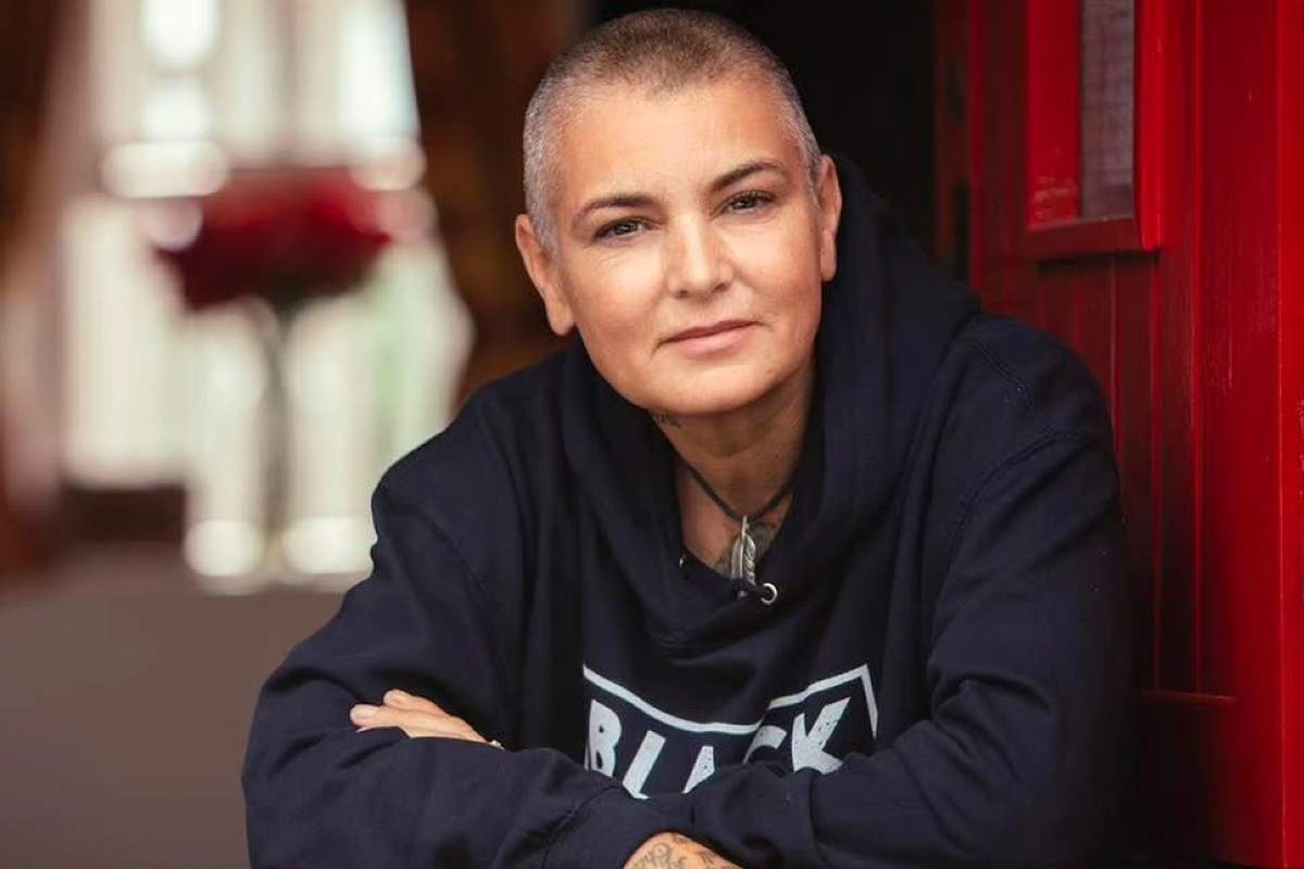 Sinéad O’Connor, la vita della cantante irlandese diventa un film: tutti i dettagli e la data di uscita sul grande schermo