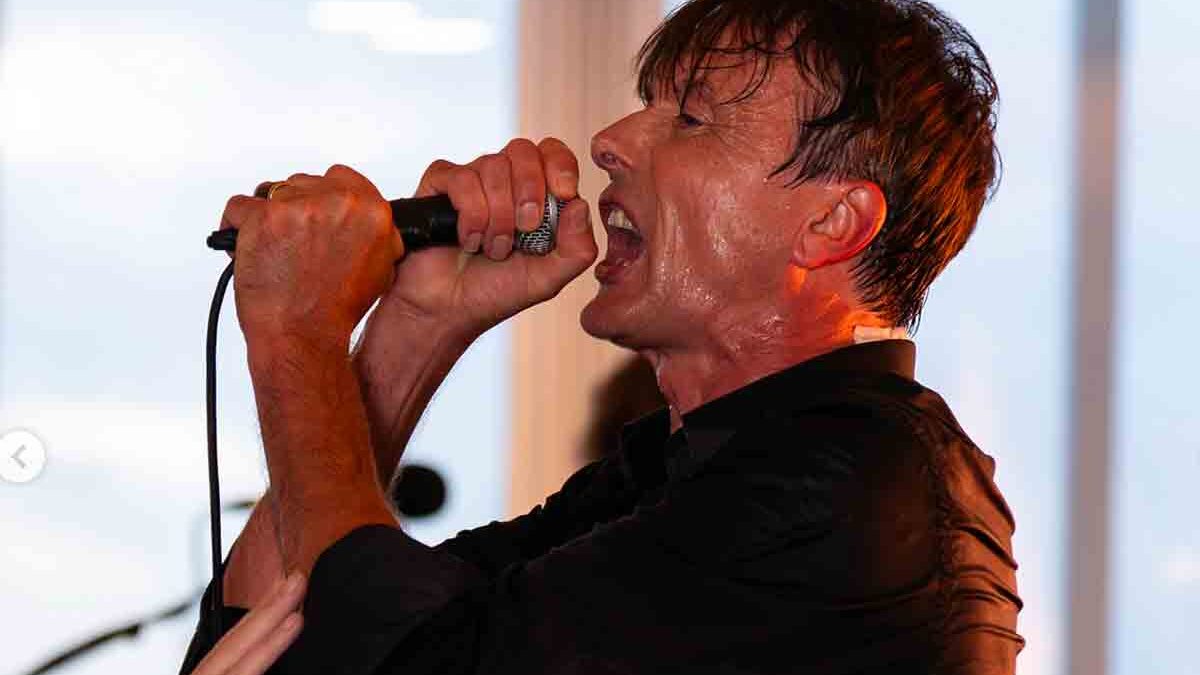 Suede, il ritorno live in Italia e il nuovo album “Antidepressants”