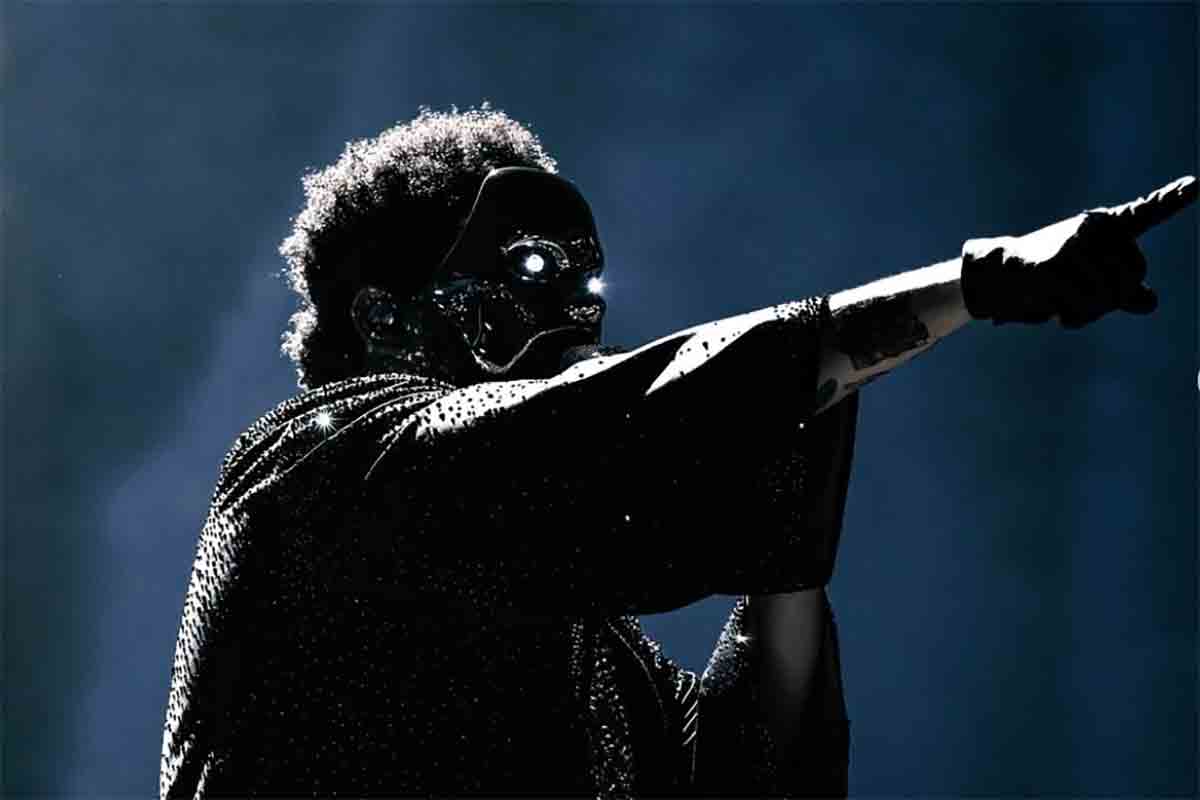 The Weeknd, “Blinding Lights” fa la storia: primo brano a superare i 5 miliardi di stream su Spotify