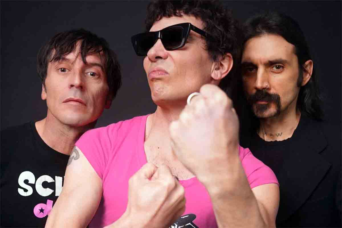 The Zen Circus tornano con “Il Male”: rock essenziale dove la satira diventa cura | Le date del tour