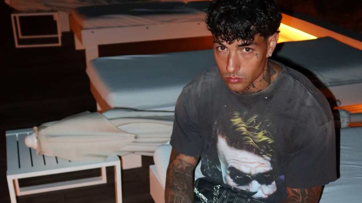Tony Effe, chi è il rapper: vero nome, origini, passato nel cinema, ex famose