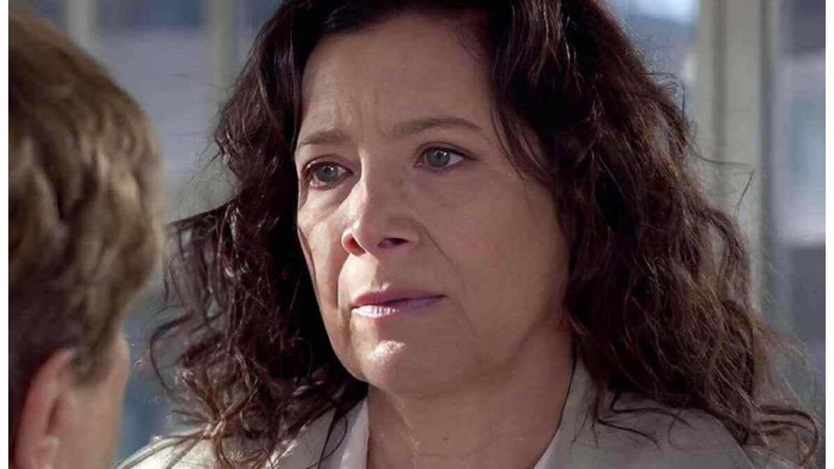 Spoiler Un Posto al Sole: Agata si risveglia dal coma, ma accade l’impensabile