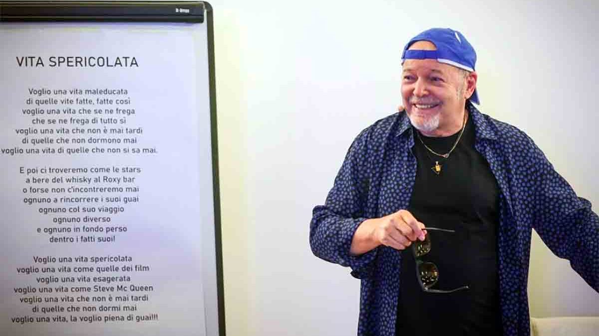 Vasco Rossi torna a Rimini: la città accoglie la data zero del Komandante per il tour 2026