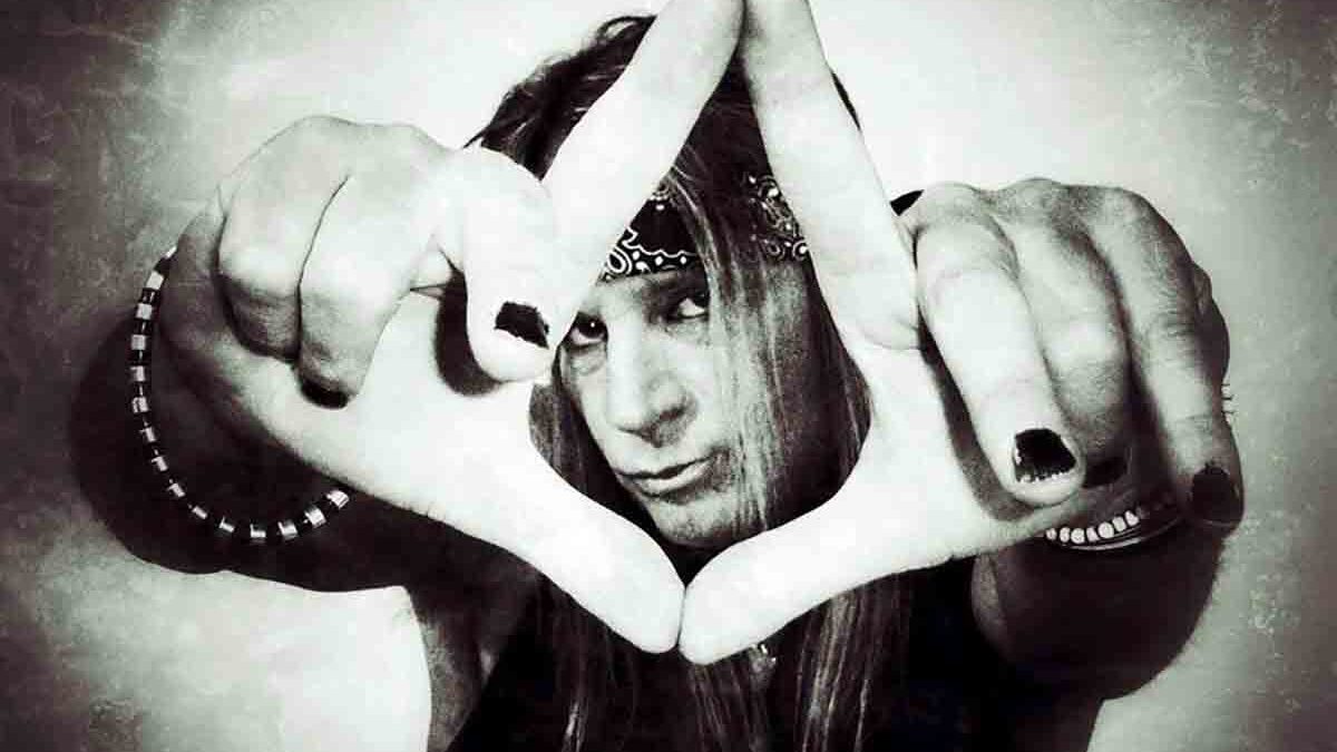 È morto Ace Finchum, storico batterista dei Tigertailz: aveva 62 anni