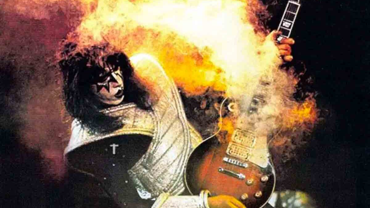 Ace Frehley, lo “Spaceman” dei KISS è morto a 74 anni