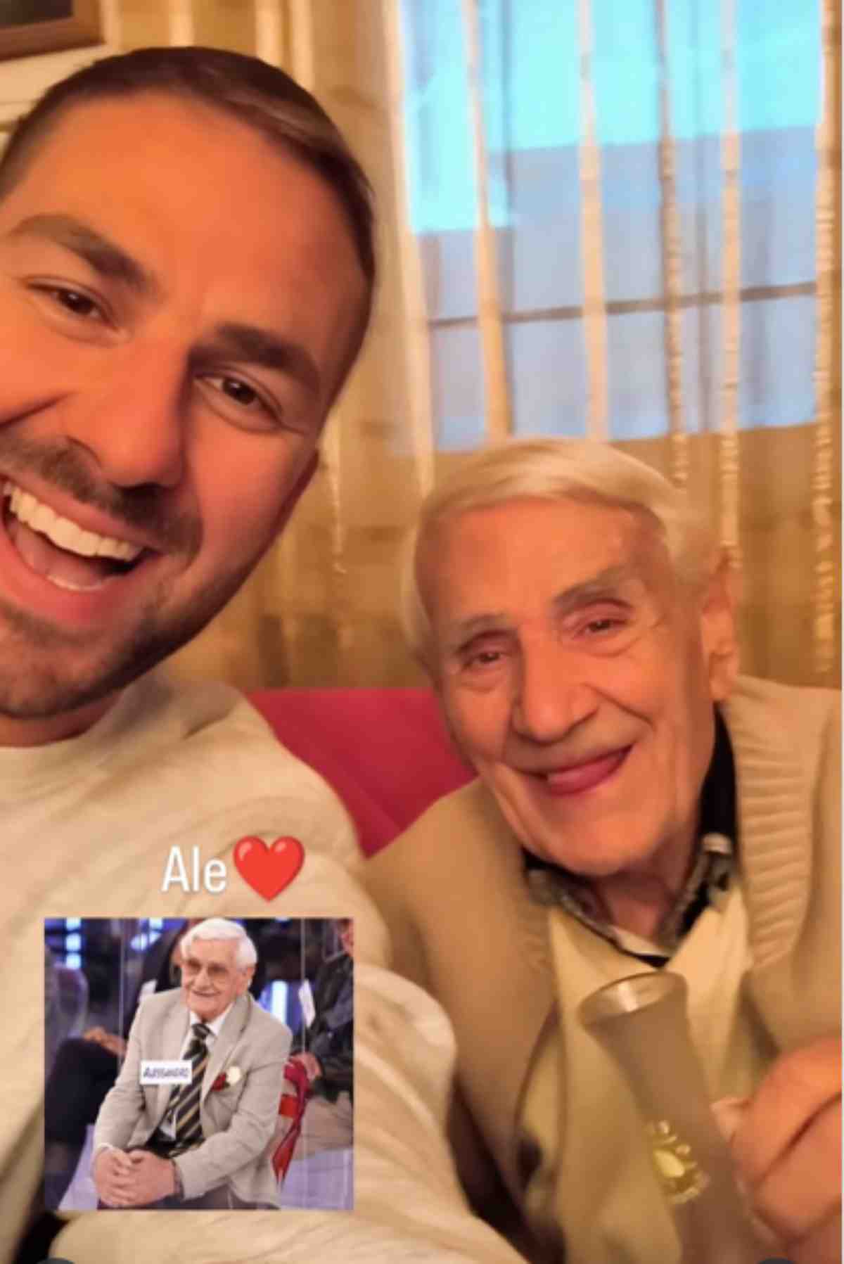 Alessandro e Marco Antonio brindano insieme