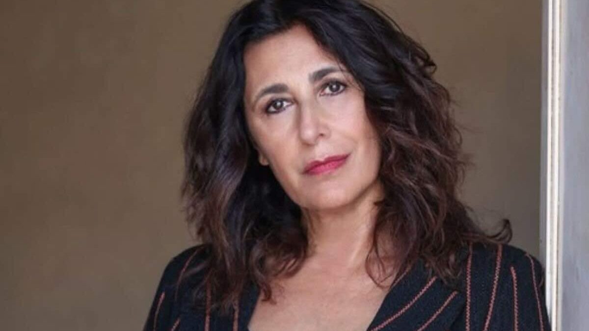 Antonella Attili: età, marito e figli, dove vive, gli studi, carriera e vita privata. Tutto sull’attrice