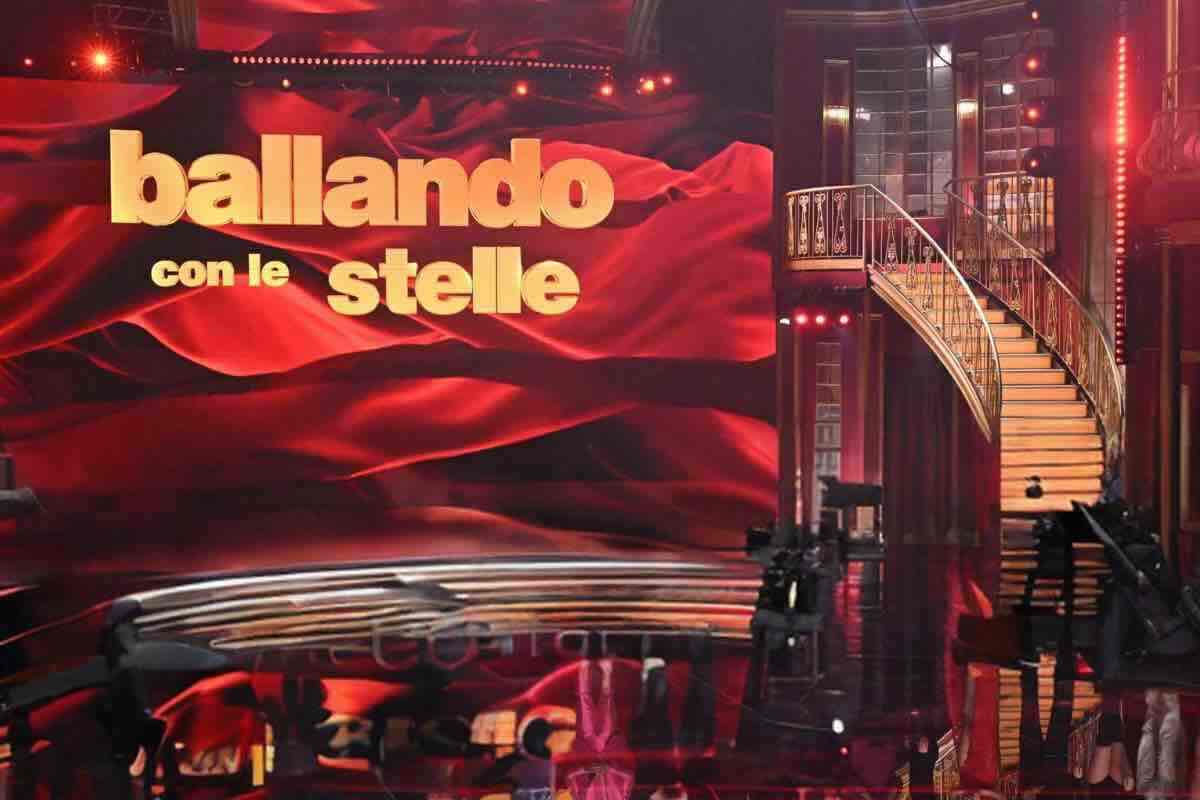 “Passione irrefrenabile prima di Ballando con le Stelle”. Il flirt e il gossip, bomba su Milly Carlucci