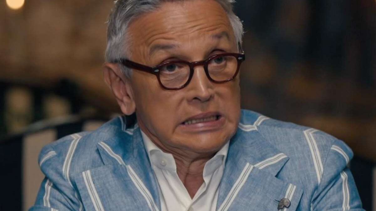 “Perchè mi guarda così? Le sto sulle bal*e?”. 4 Hotel, Bruno Barbieri a ruota libera: cosa è successo con il cameriere