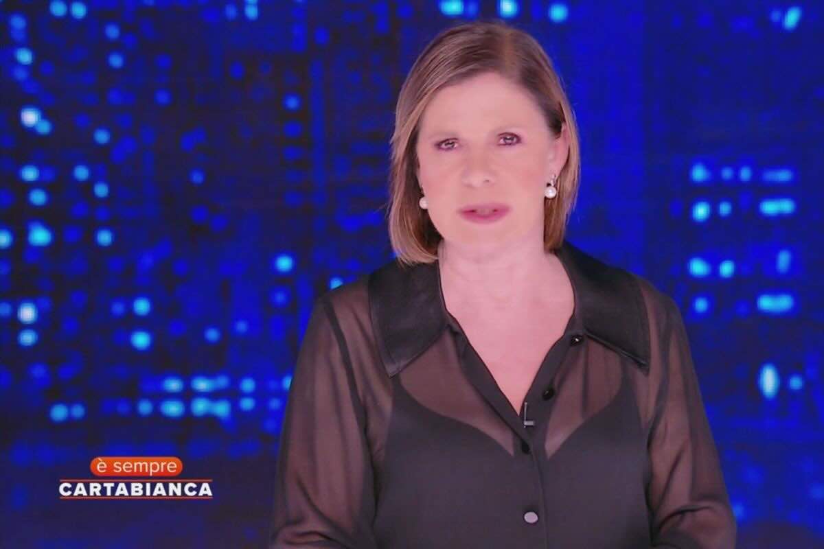“Urla e spintoni”, aggressione a È sempre Cartabianca: la reazione in diretta di Bianca Berlinguer