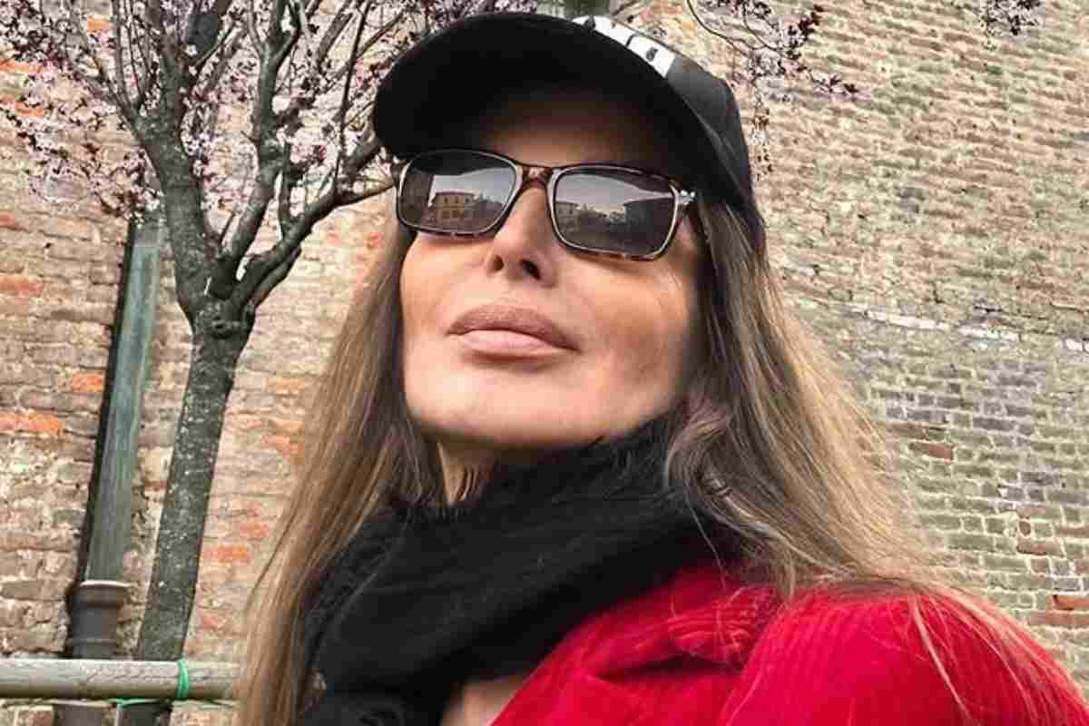 Dalila Di Lazzaro e la malattia incurabile: di cosa soffre l’attrice e come sta oggi