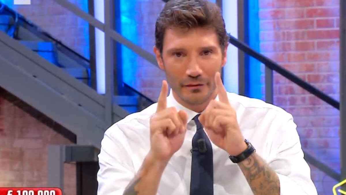 Affari Tuoi, vincite record negli ultimi giorni ma quanto vengono tassate? Tutte le cifre