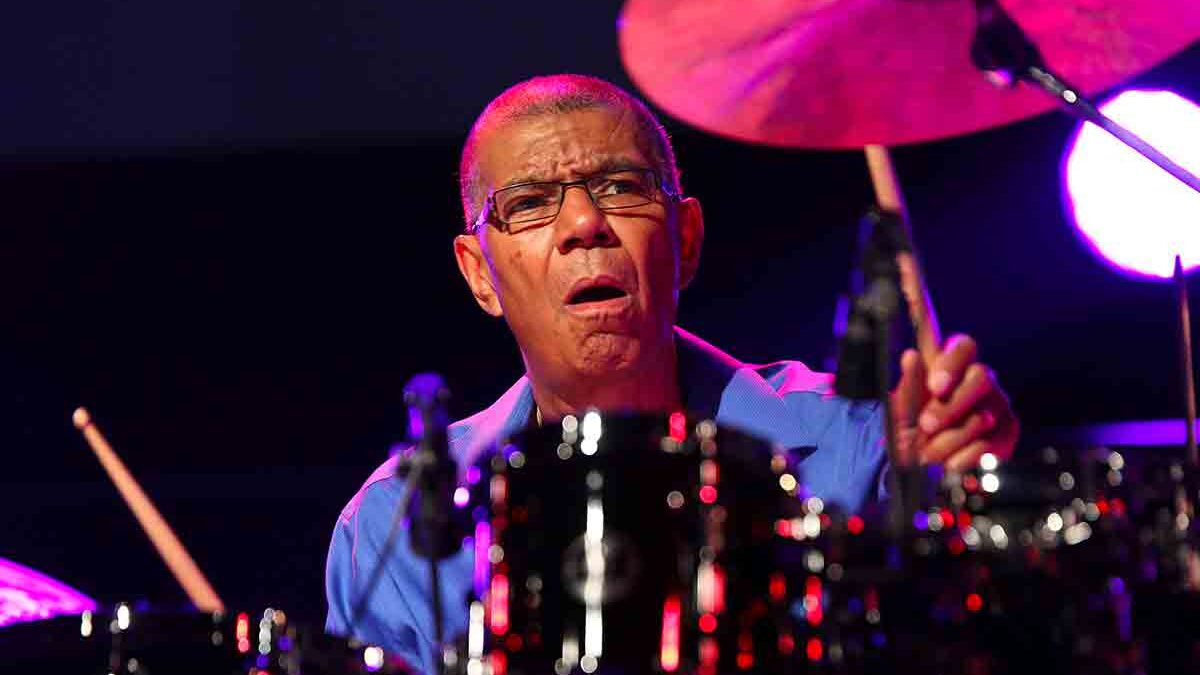 L’ultimo assolo di Jack DeJohnette, lo stregone del ritmo che cambiò il jazz