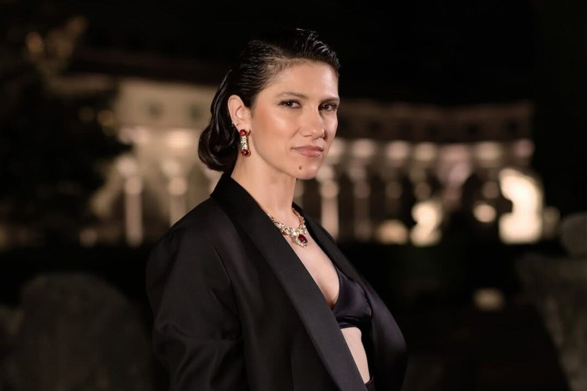 Elisa, avete visto la sua casa? Circondata dal verde e panorama mozzafiato.