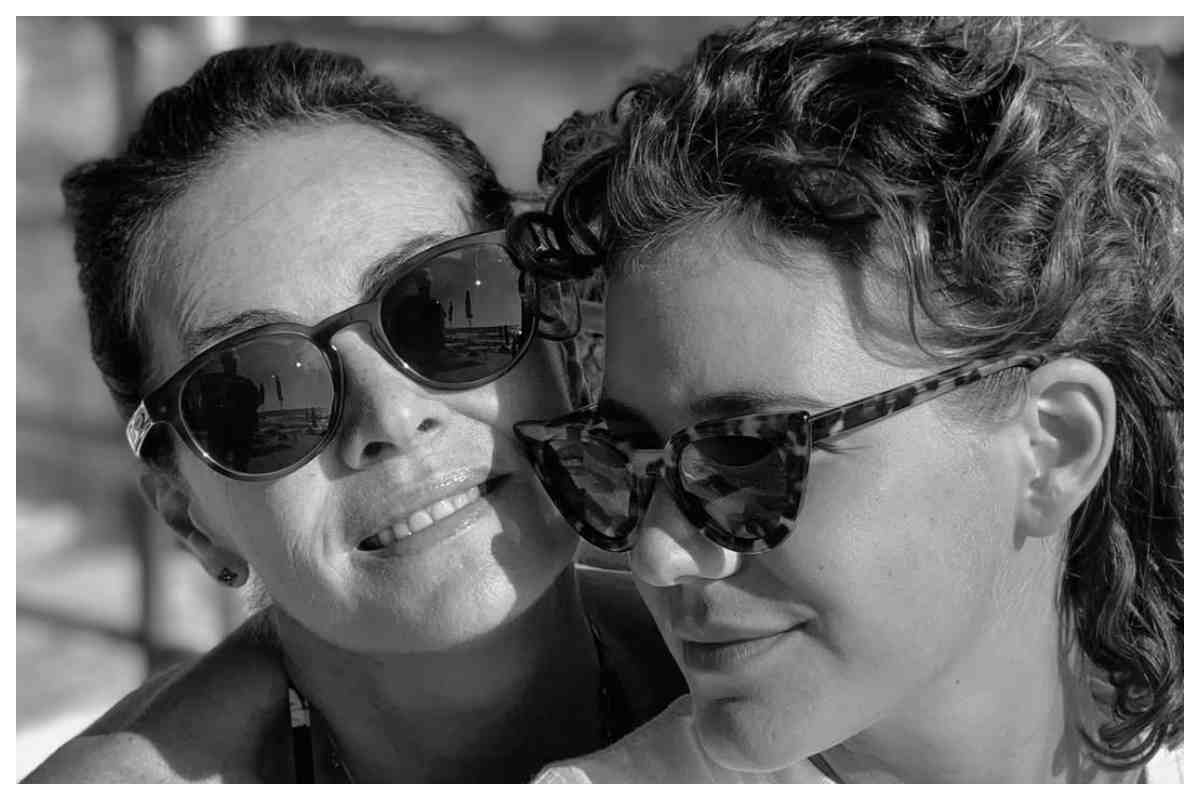 Emma con la mamma Elena Sofia Ricci