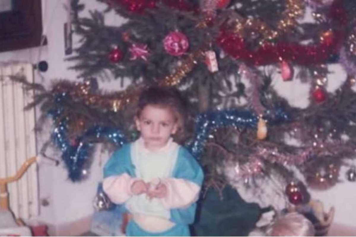 Qui solo una bimba oggi una delle (ex) più amate di Amici: di chi stiamo parlando?