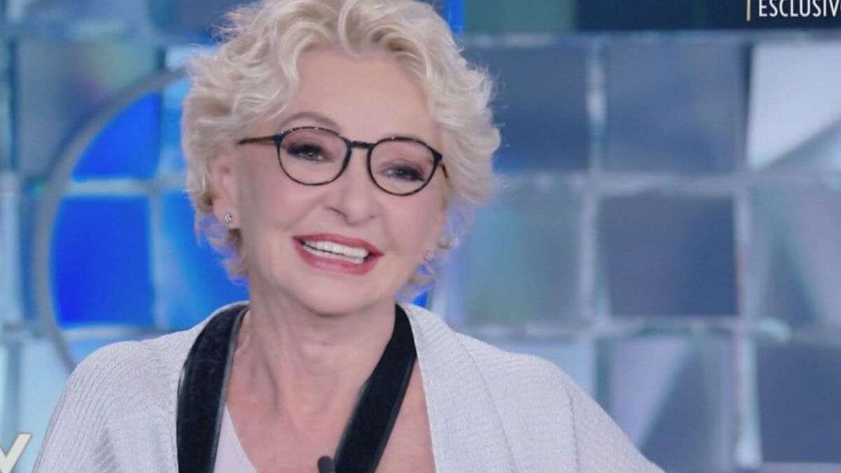 Enrica Bonaccorti: età, la malattia, marito e figli, dove vive, la confessione sul tumore. Tutto sulla conduttrice