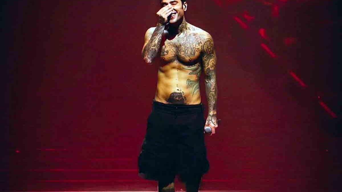 Fedez lascia i social: “Parlerò solo con musica e progetti creativi”