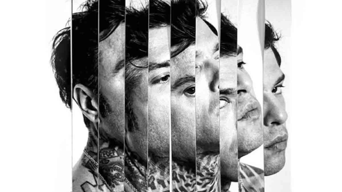 Fedez in parole sue: “Io e Chiara mondi lontani che si sono incastrati per un po’ | Esce l’autobiografia del rapper