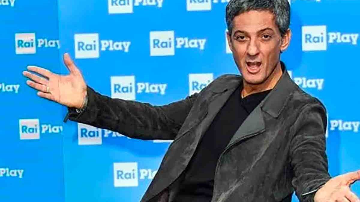 Fiorello sta male e salta l’esordio di La Pennicanza su Rai Radio 2
