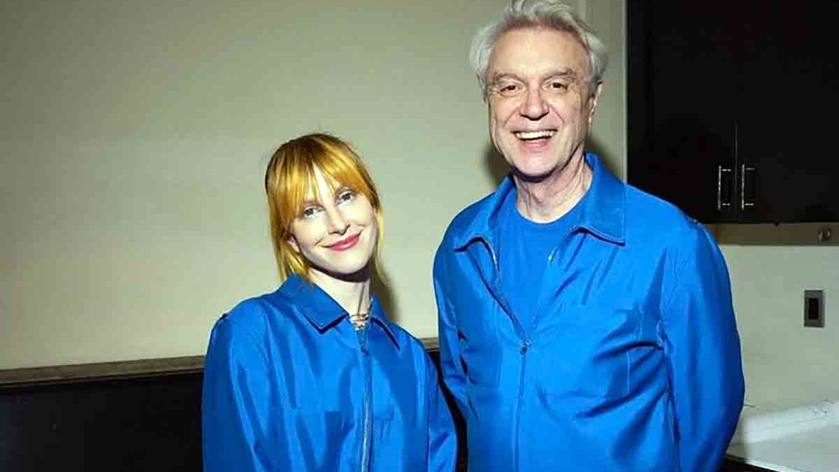 Hayley Williams con David Byrne a New York: live a sorpresa, nuova canzone per The Twits e risposta a Kid Rock