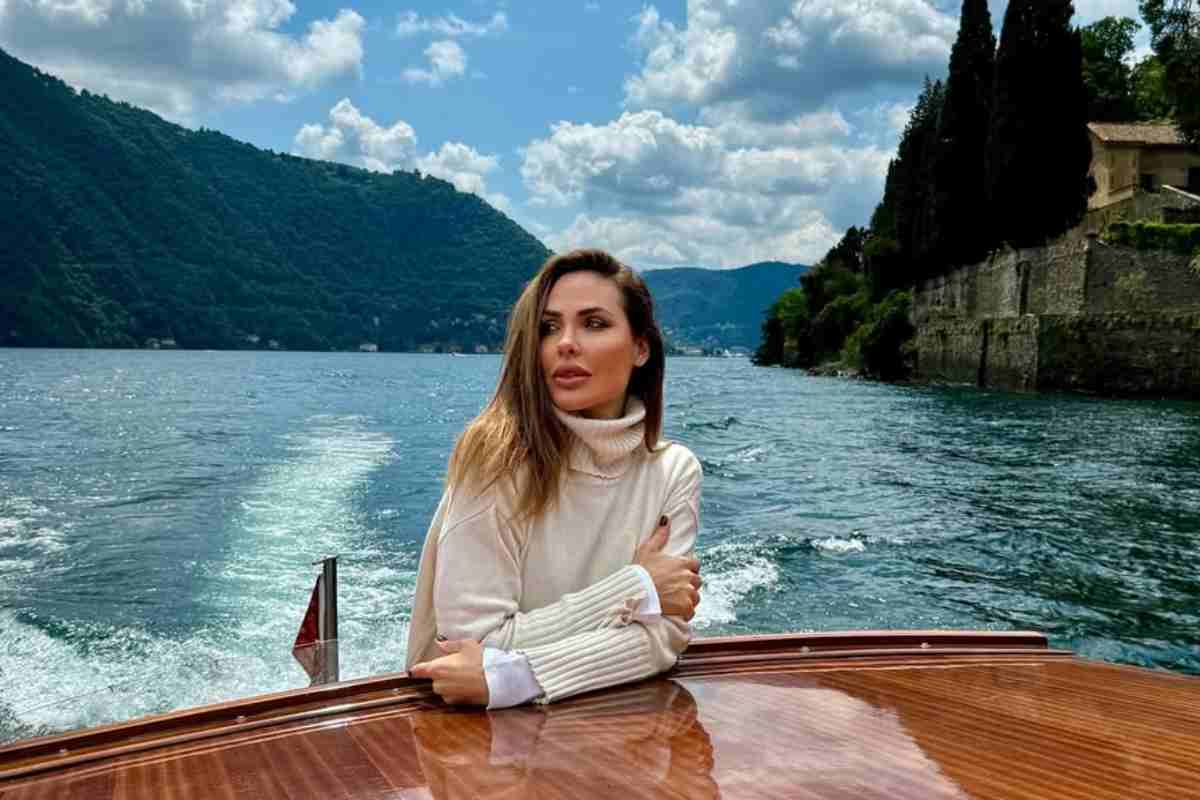 Ilary Blasi: età, il divorzio da Totti, gli studi, il nuovo compagno, i figli, profilo Instagram