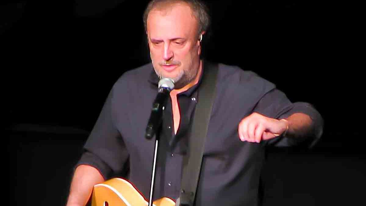 “Ho finito le parole”: Ivano Fossati si racconta tra nuovi orizzonti musicali e sguardo sul presente