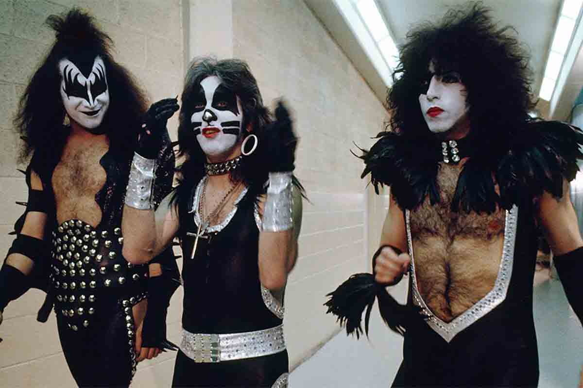 KISS, la top 15 definitiva: le canzoni più rappresentative dagli anni 70 a oggi