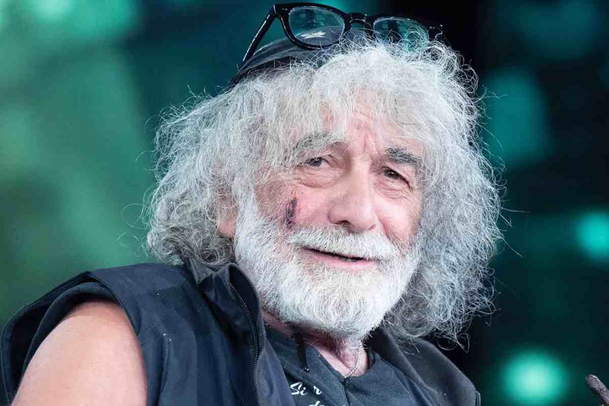 Mauro Corona, chi sono e cosa fanno le figlie: malattia, lavoro, vita privata