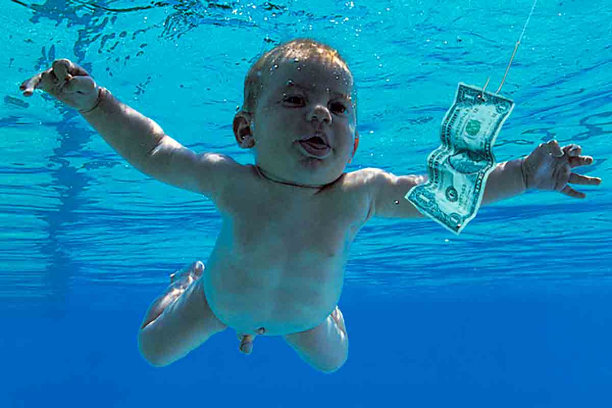 Nirvana, il “baby” di Nevermind perde (di nuovo) la causa: perché il giudice ha archiviato il caso