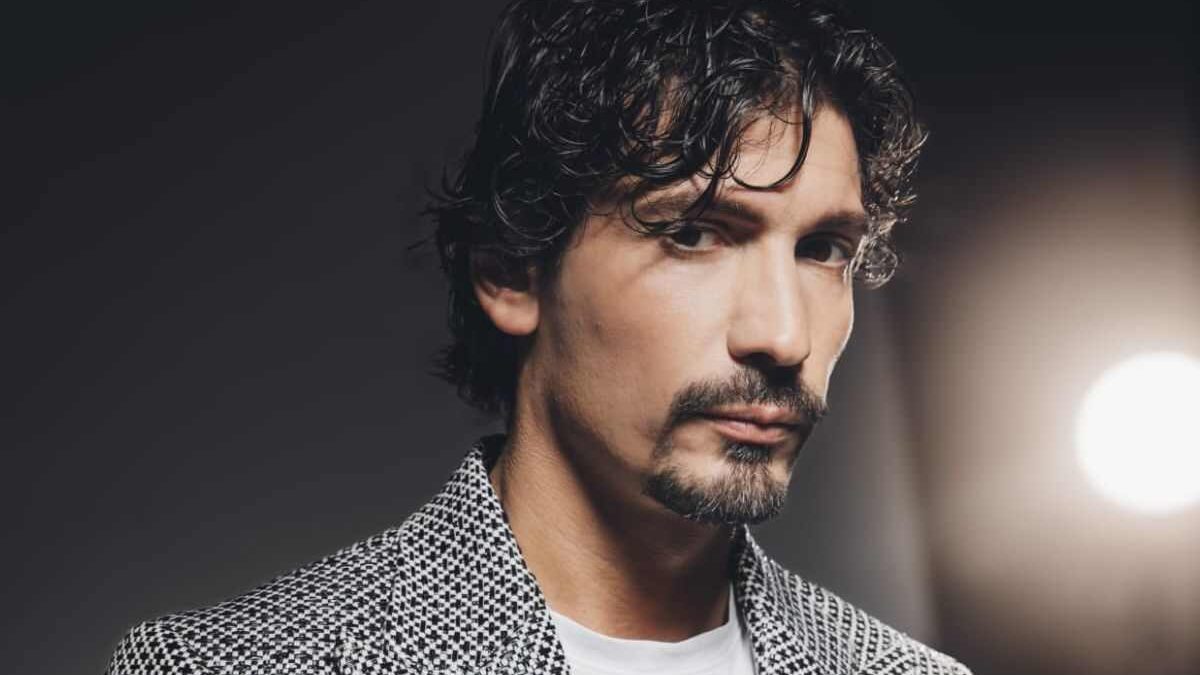 Intervista esclusiva a Pierdavide Carone: tra i successi, i ricordi di Sanremo e il retroscena su Maria De Filippi
