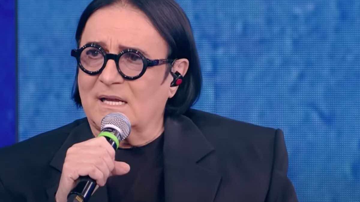 Chi è e cosa fa il figlio (famoso) di Renato Zero