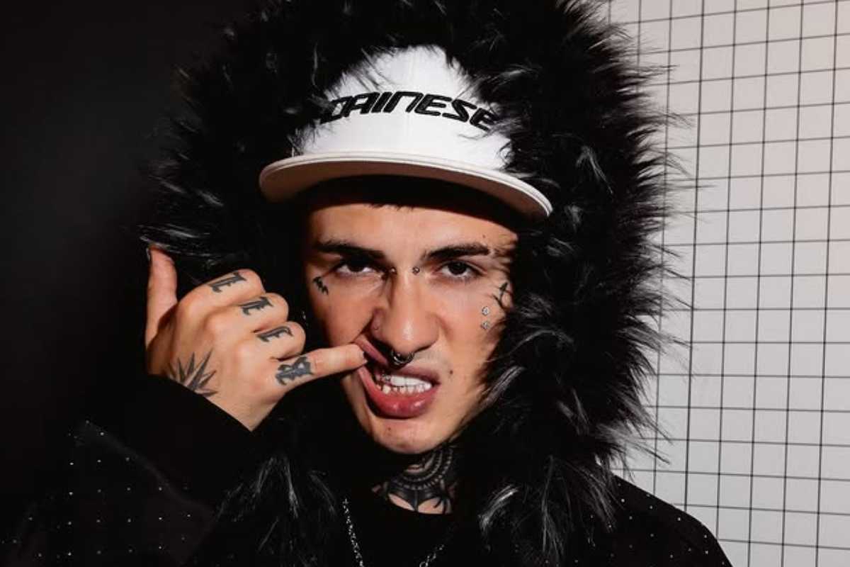 Rosa Chemical, età, canzoni, carriera, bacio con Fedez, malattia, studi, tutto sul concorrente di Ballando con le Stelle