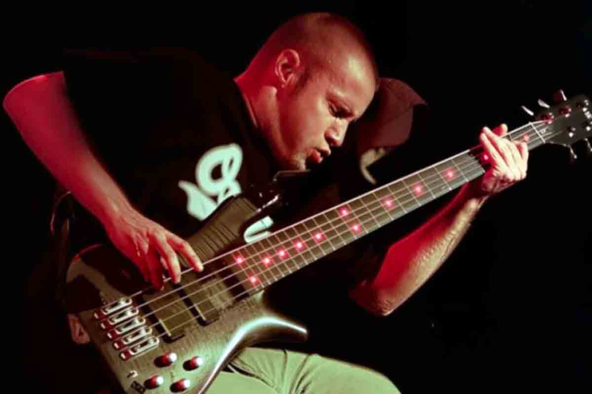 Addio a Sam Rivers, il bassista dei Limp Bizkit: “Era l’anima del nostro suono”