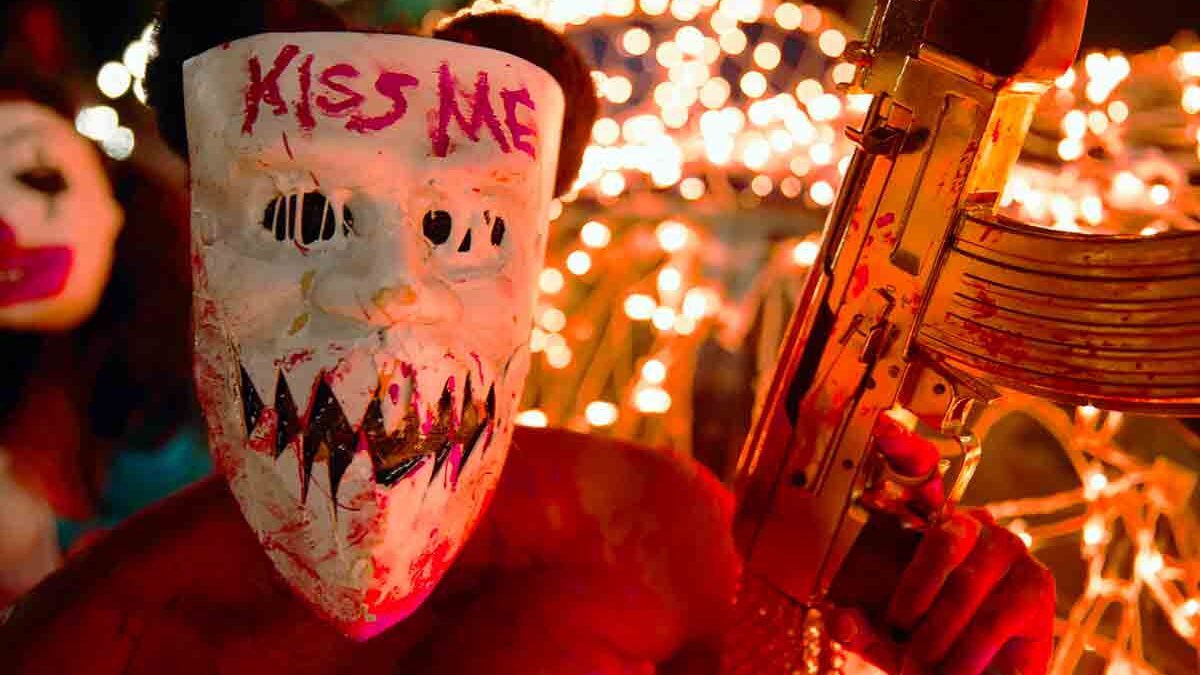 La Notte del Giudizio: la saga che trasforma Halloween in un incubo sociale