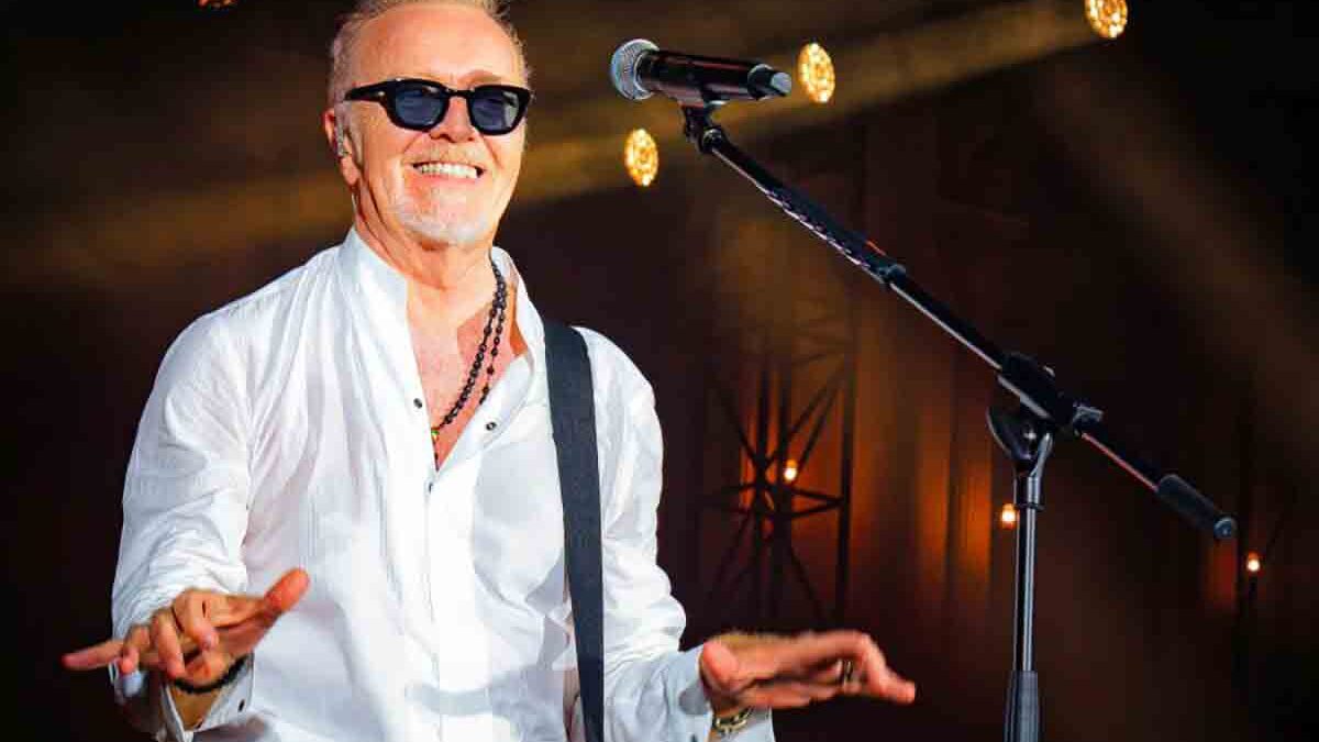 Umberto Tozzi, non è la fine: arriva “L’Ultima Notte Rosa – The Final Show”: date, città e dettagli