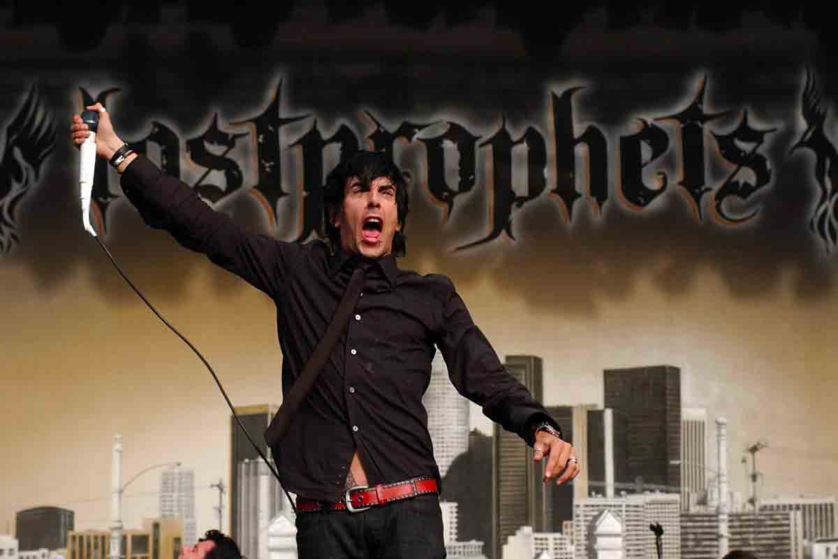 Ian Watkins ucciso in carcere: due arresti per omicidio | Le parole di Lee Gaze