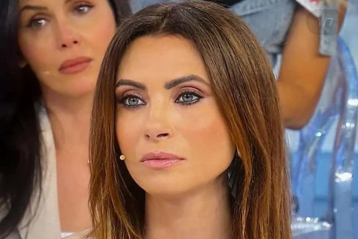 “È inammissibile”: lo sfogo di Agnese dopo Uomini e Donne, cosa è successo lontano dalle telecamere