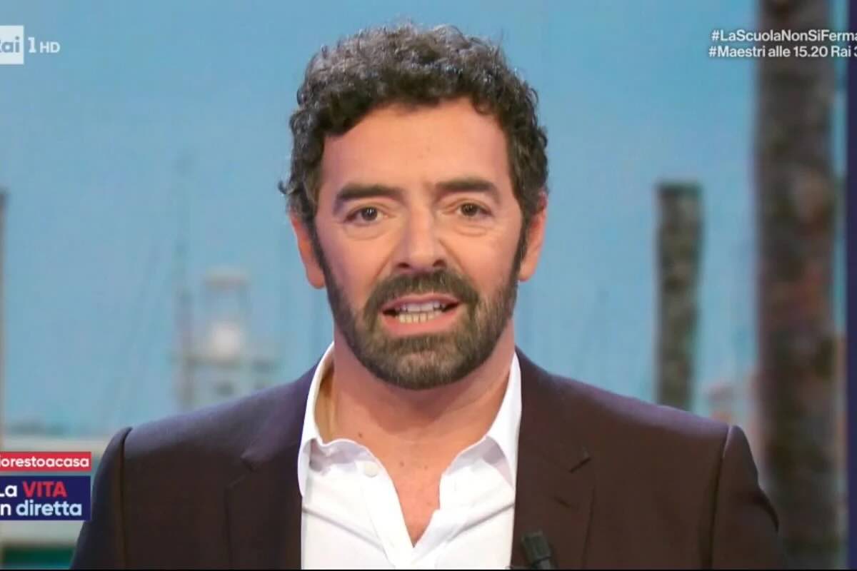 La Vita in Diretta si ferma oggi 21 novembre: perché Matano non va in onda