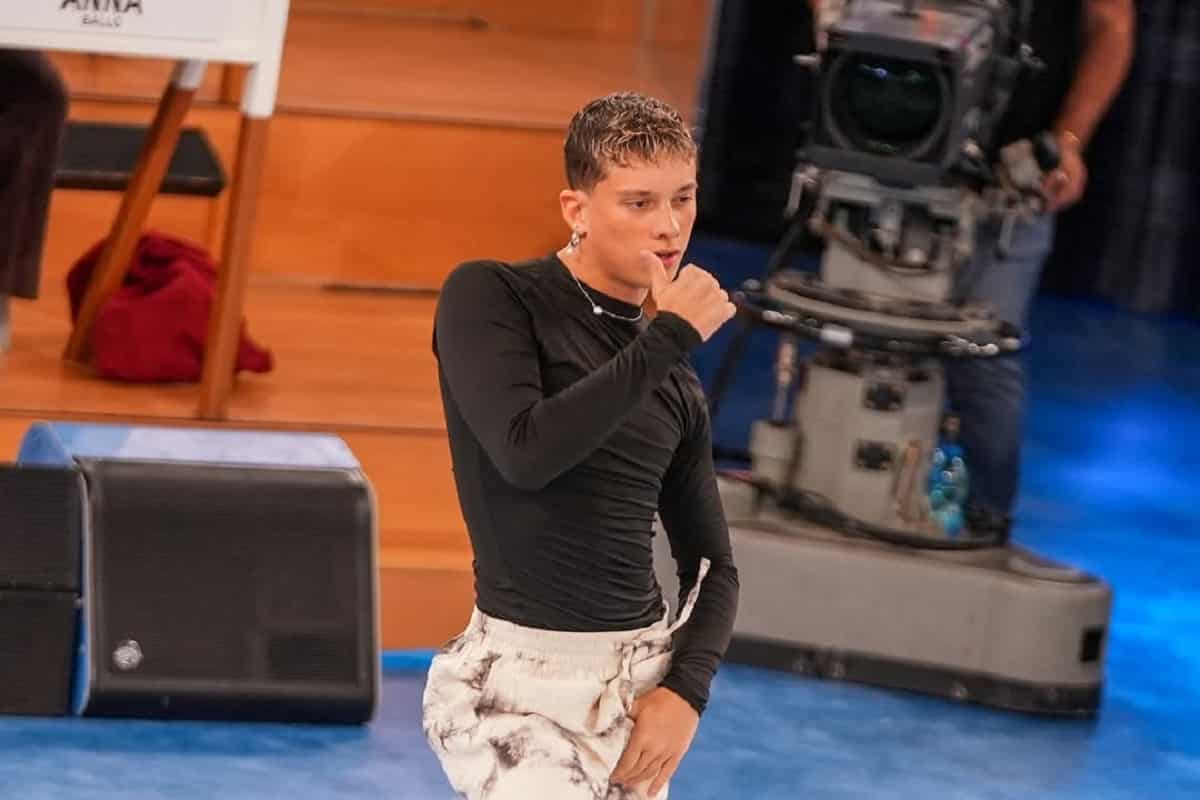 Amici 25, chi è Alessio Di Ponzio: età, dove vive, perché è tornato, studi. Tutto sul ballerino