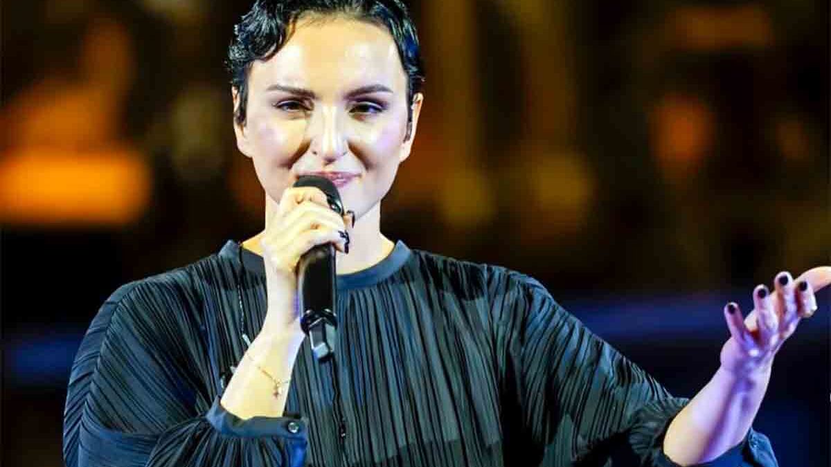 Intervista ad Arisa, leggerezza e verità: “Tornare a The Voice Senior per ascoltare davvero”