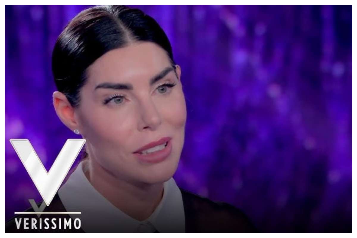 Bianca Atzei ufficializza la rottura con Corti