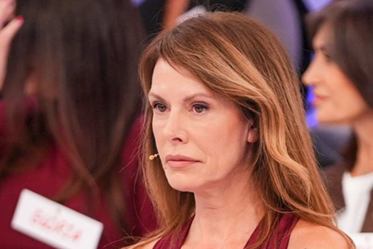 Uomini e Donne, chi è Cinzia: età, lavoro, dove vive, ex marito e figli, cognome e profilo Instagram
